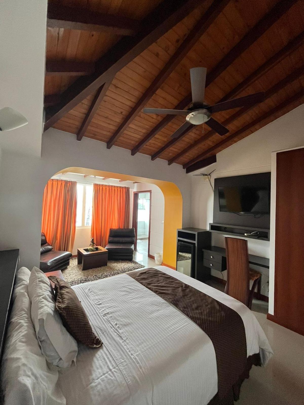 Ayenda Serenity Suites Casa Boutique Bucaramanga Extérieur photo